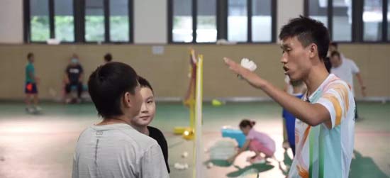 超級(jí)慧客廳丨Z時(shí)代創(chuàng)業(yè)者孫志平:在別人不看好的體育行業(yè)乘風(fēng)破浪 超級(jí)慧客廳丨Z時(shí)代創(chuàng)業(yè)者孫志平:在別人不看好的體育行業(yè)乘風(fēng)破浪